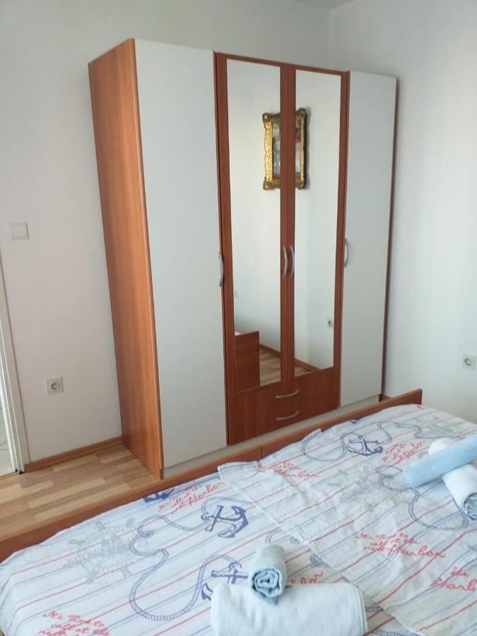 Apartments Dominik Zara Esterno foto